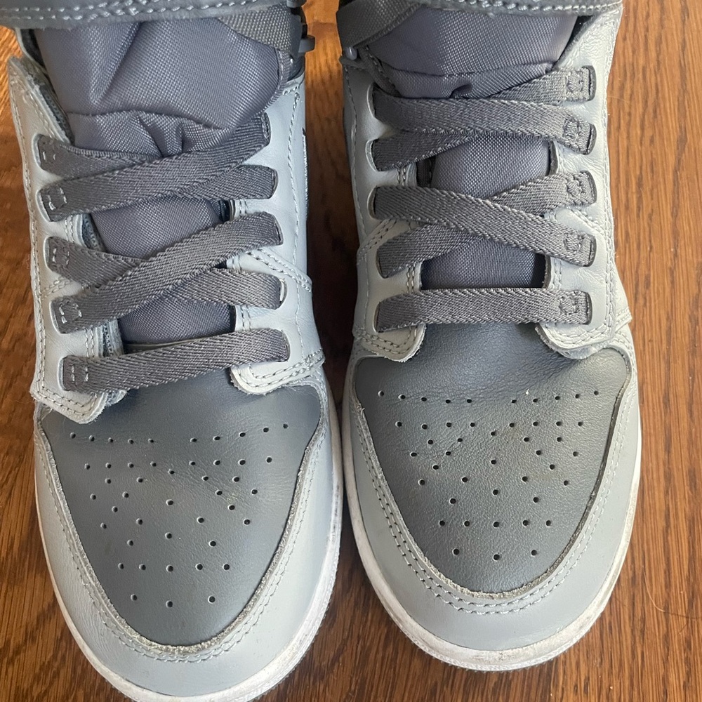 Jordan 1 - Picture 3 of 5